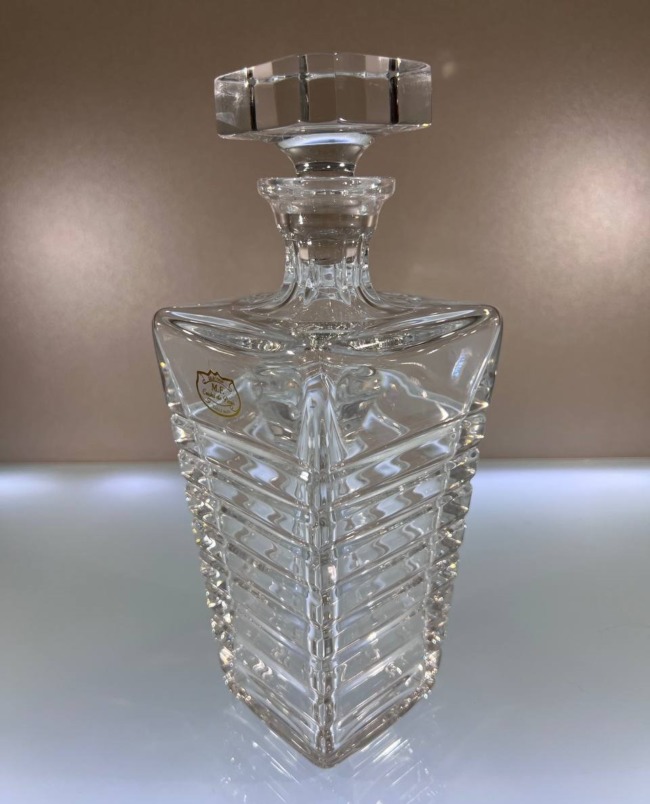 Декантер для виски Cristal de Paris "Коник Трайт"0,75л